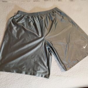Nike Men's Gray Athletic Shorts